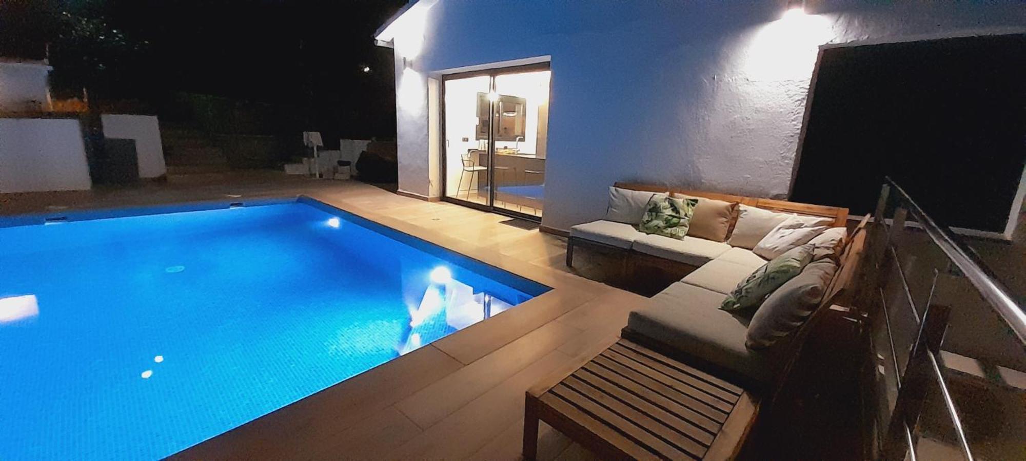 Villa Avril Piscina Privada Y Amplias Terrazas Olivella Luaran gambar